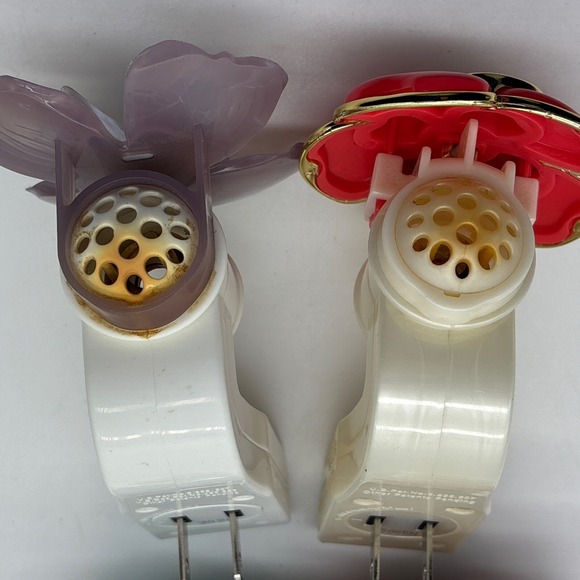 Bath & Body Works Wallflower Diffuser  Flower Set of 4 Aroma.  Read - Picture 9 of 16